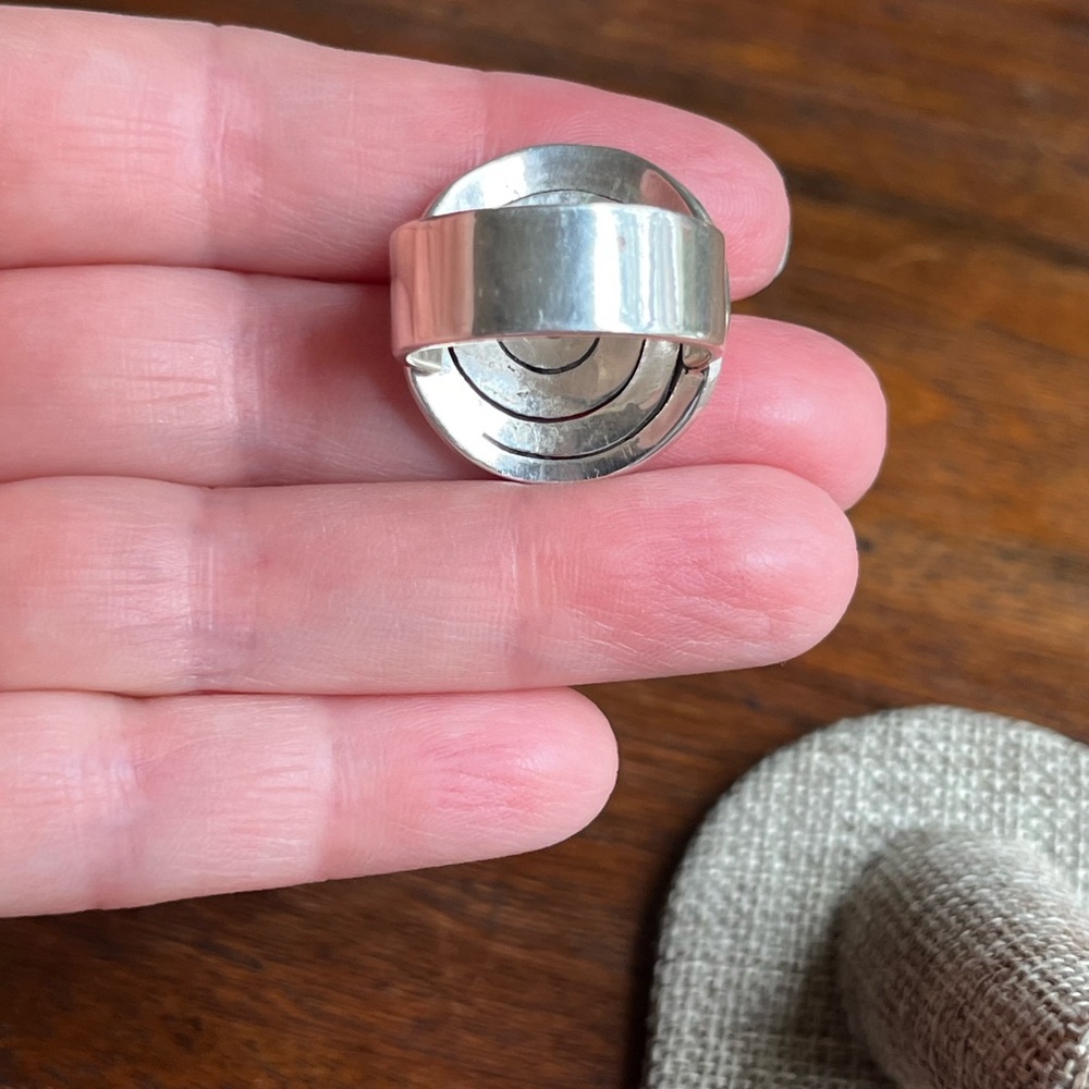 Handcrafted Solid Sterling Silver Ring With An Ar… - image 4